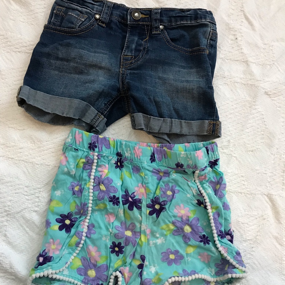 2 shorts comfy and cute
